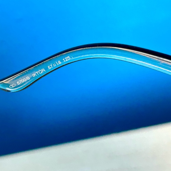 Valentino 5700/S Purple, Clear Sunglasses w/ Original Box & Cleaning Wipe - Picture 6 of 6